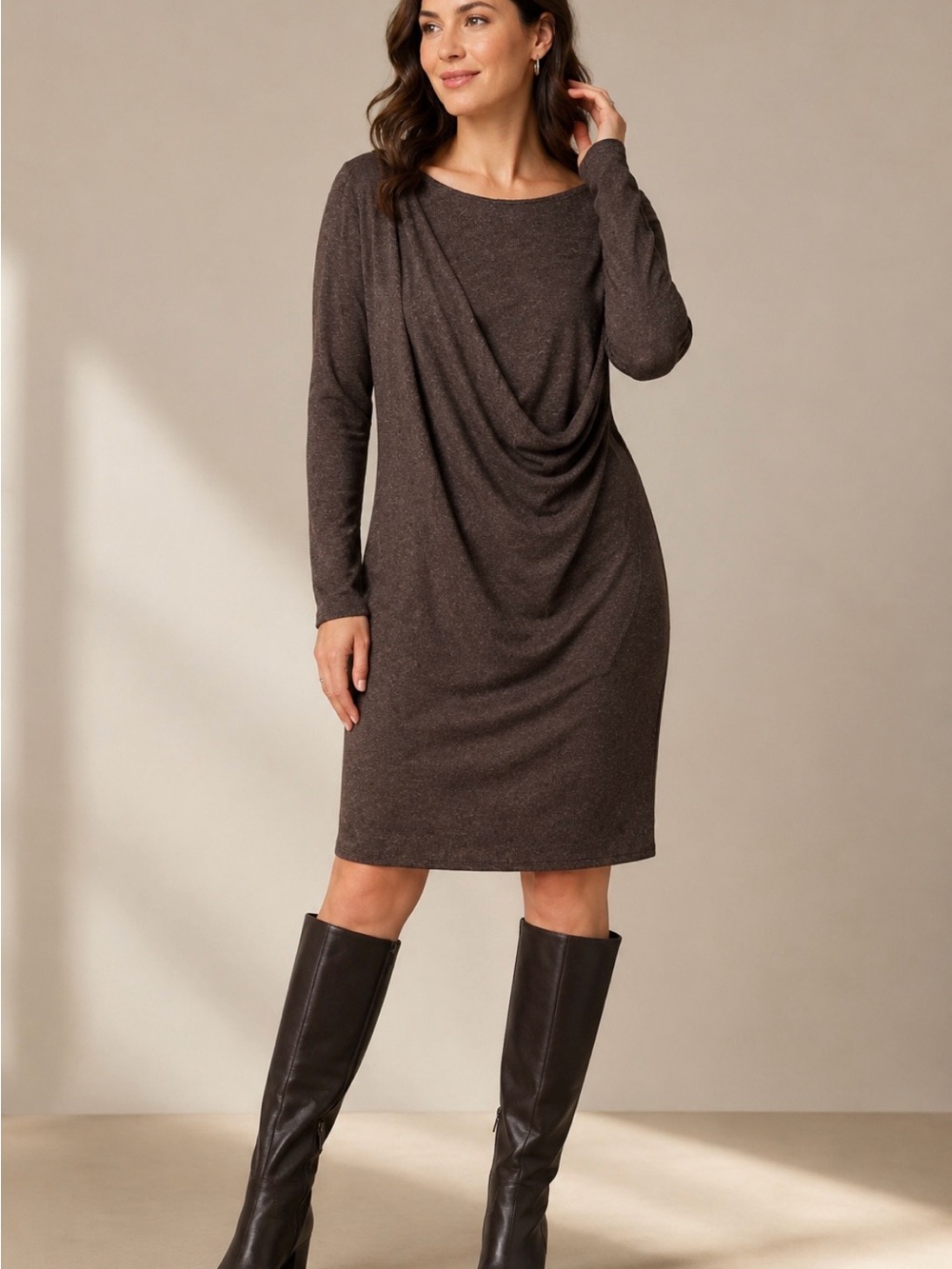 Simply Vera Wang NWT Women’s XL 
Brown Draped Ruched Long Sleeve Sweater Dress